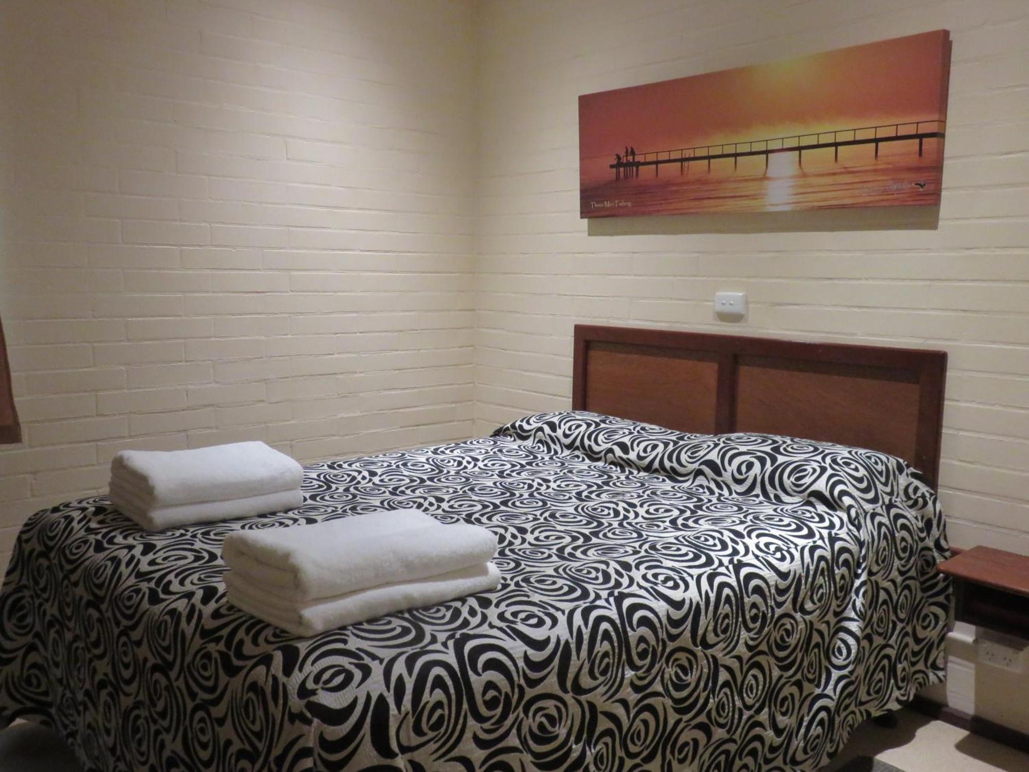 Siesta Park Holiday Resort Absolute Beachfront Resort バッセルトン エクステリア 写真