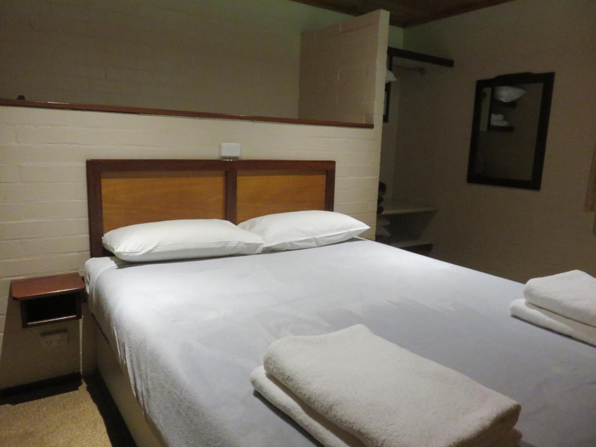 Siesta Park Holiday Resort Absolute Beachfront Resort バッセルトン エクステリア 写真